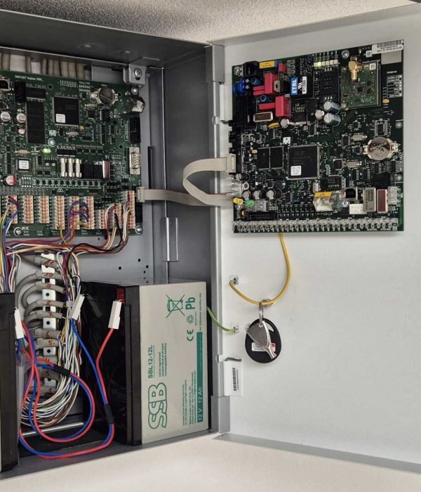 Einbruchmeldezentrale